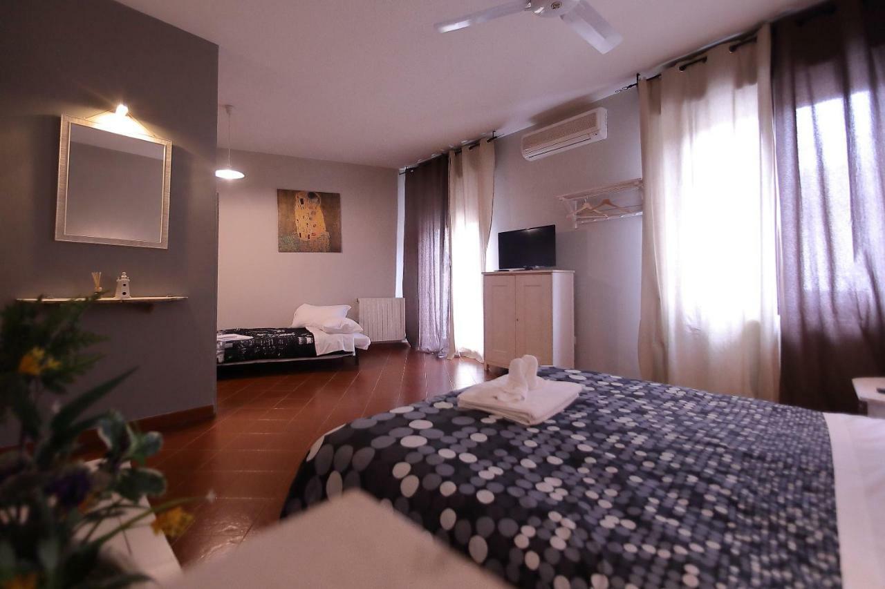 Sk Home Peschiera del Garda Eksteriør bilde